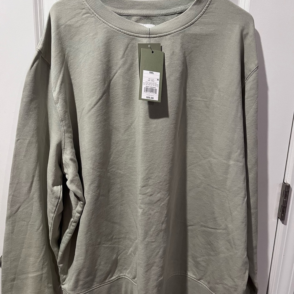 Goodfellow & Co Light Gray Crewneck